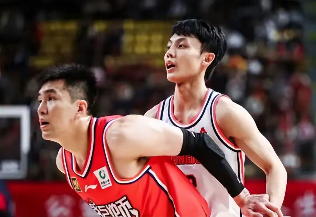 爱游戏全站关键时刻突围战来临；广州队围绕CBA常规赛刷新队史纪录；质疑声仍在；轮换策略成焦点的简单介绍