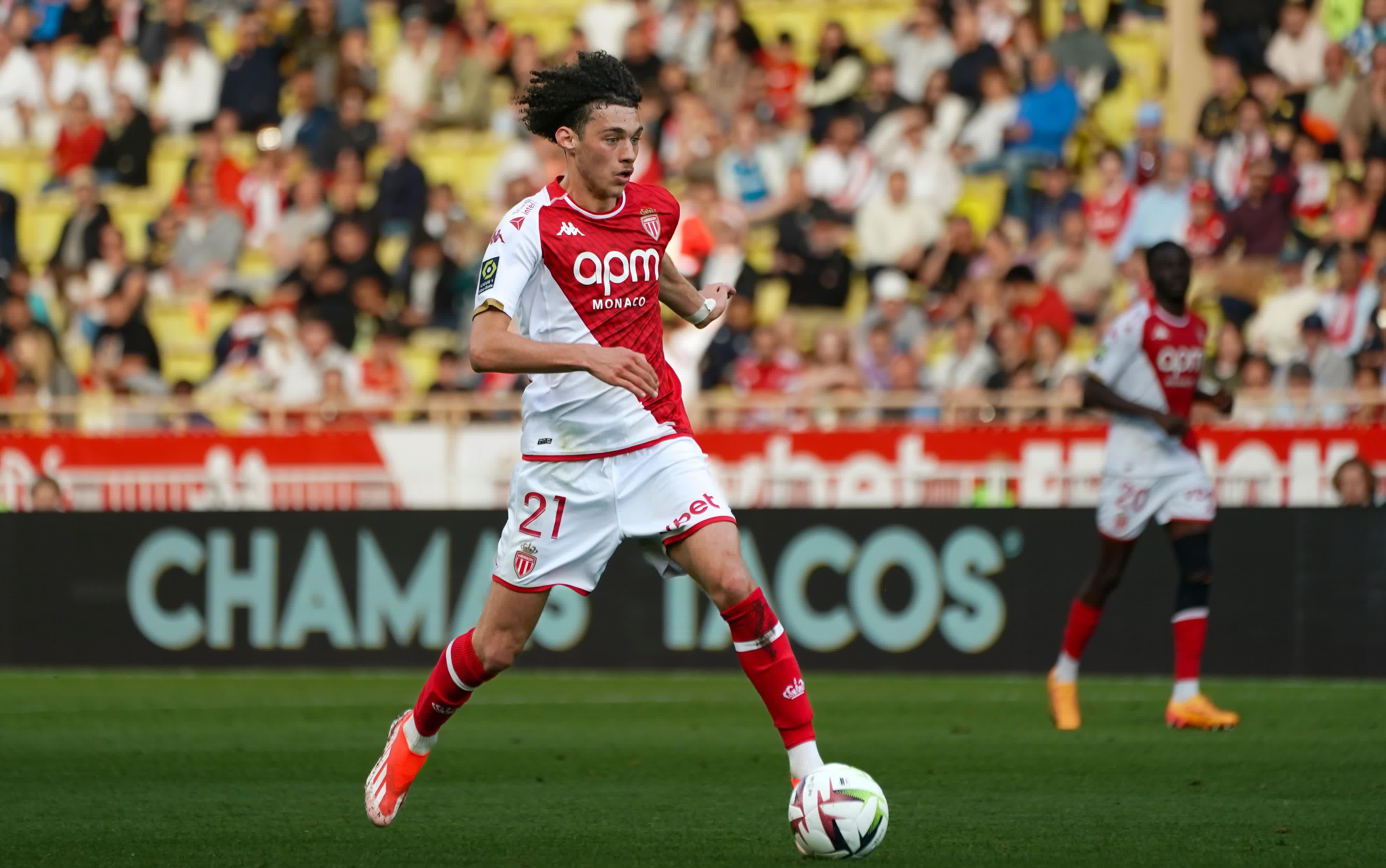 爱游戏 在线赛地聚焦：意甲冲刺阶段热度飙升，阿斯顿维拉队长鼓劲，球迷炸锅，资深球员宣示担当的简单介绍